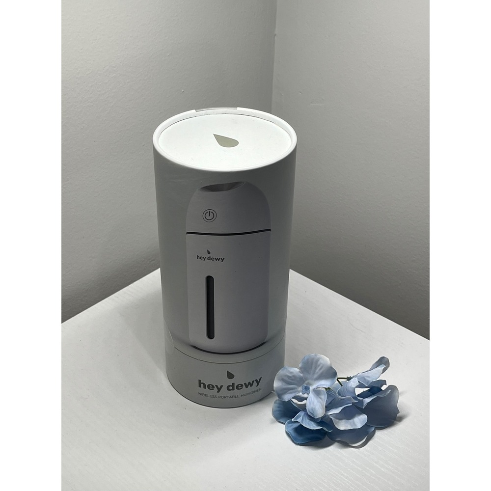 Hey Dewy Wireless‎ Portable Facial Humidifier Pearl brand new in Box